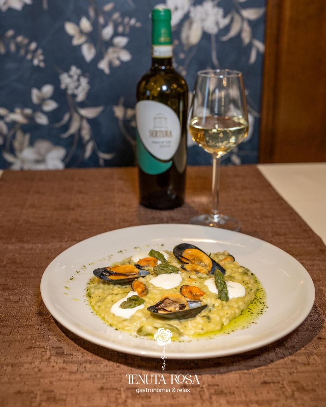 Tenuta Rosa - Gastronomia E Relax Montesano Scalo Bagian luar foto